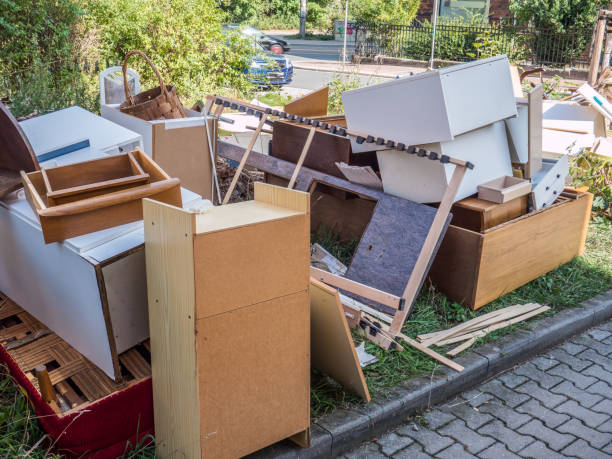 Best Commercial Cleanout Services  in Selma, AL